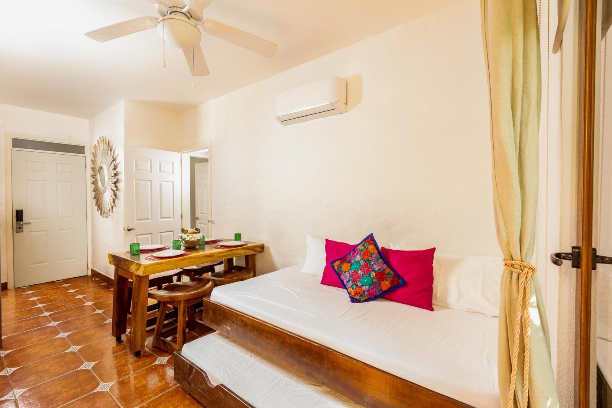 Casa Loteria -Pueblito Sayulita- Colorful, Family And Relax Experience With Private Parking And Pool酒店 外观 照片